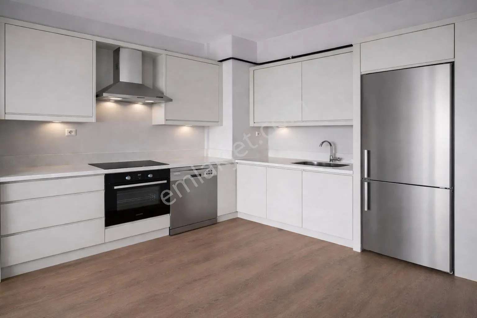 Ordu Cumhuriyet Mah 1+1 Eşyalı Kiralık Site Dairesi - Görsel 2