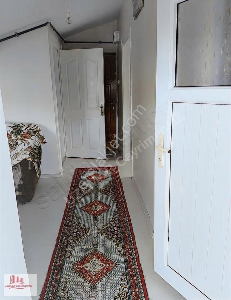 Uzemar'dan Kiralık 2+1 Çatı Kat Eşyalı - Görsel 14