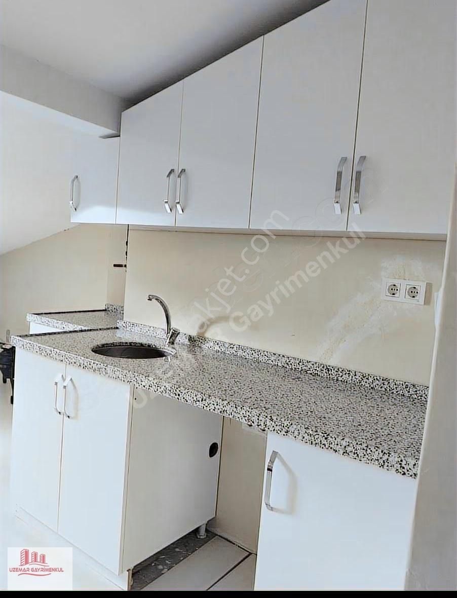Uzemar'dan Kiralık 2+1 Çatı Kat Eşyalı - Görsel 11