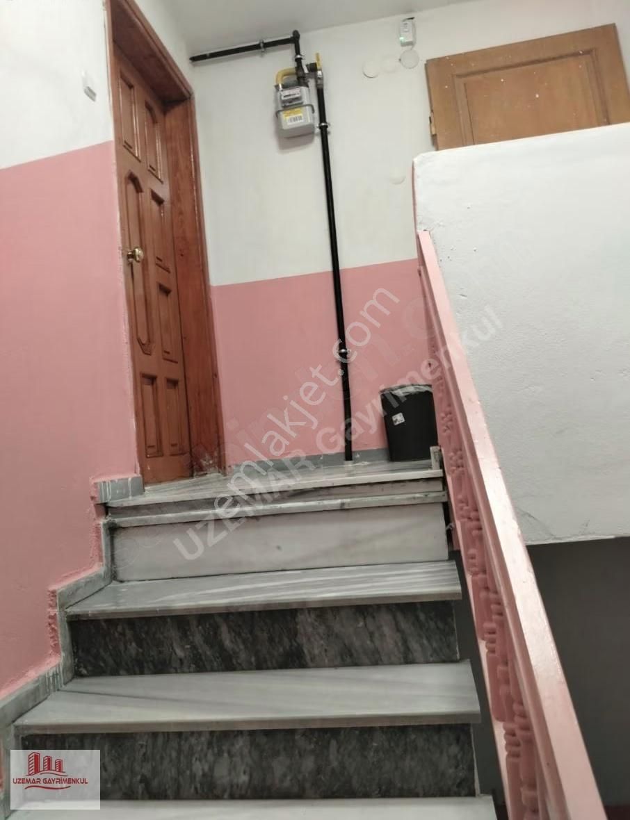 Uzemar'dan Kiralık 2+1 Çatı Kat Eşyalı - Görsel 3