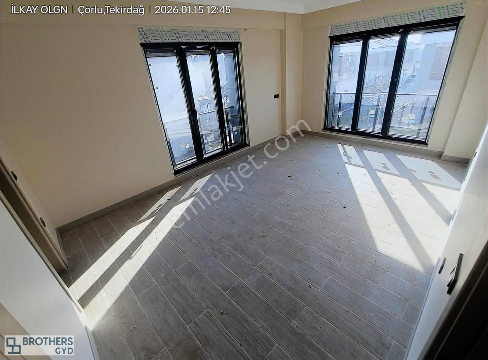 Brothersdan Önerlerde 560m2 Arsa Paylı Müstakil Havuzlu Villa - Görsel 23