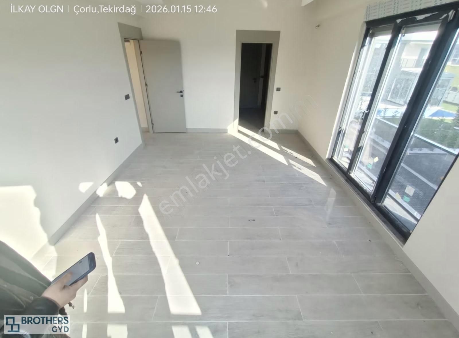 Brothersdan Önerlerde 560m2 Arsa Paylı Müstakil Havuzlu Villa - Görsel 14