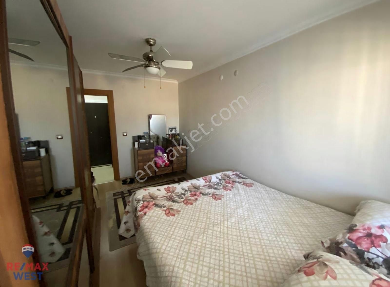 Bayraklı Emek Mahallesi Satılık Geniş Teraslı 4+1 Dubleks Daire - Görsel 4