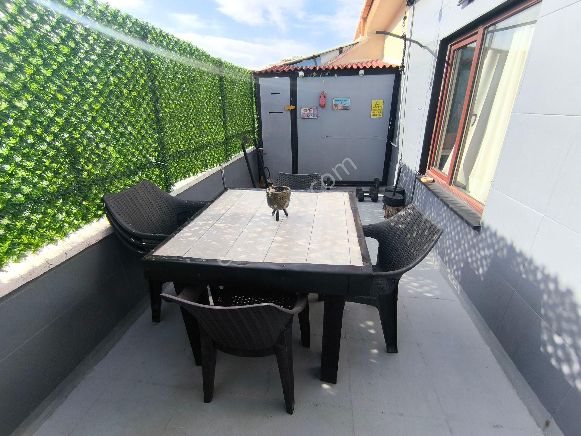 Cağaloğlu Cadde Cepheli Deniz Manzaralı Harika Konumda - Görsel 22