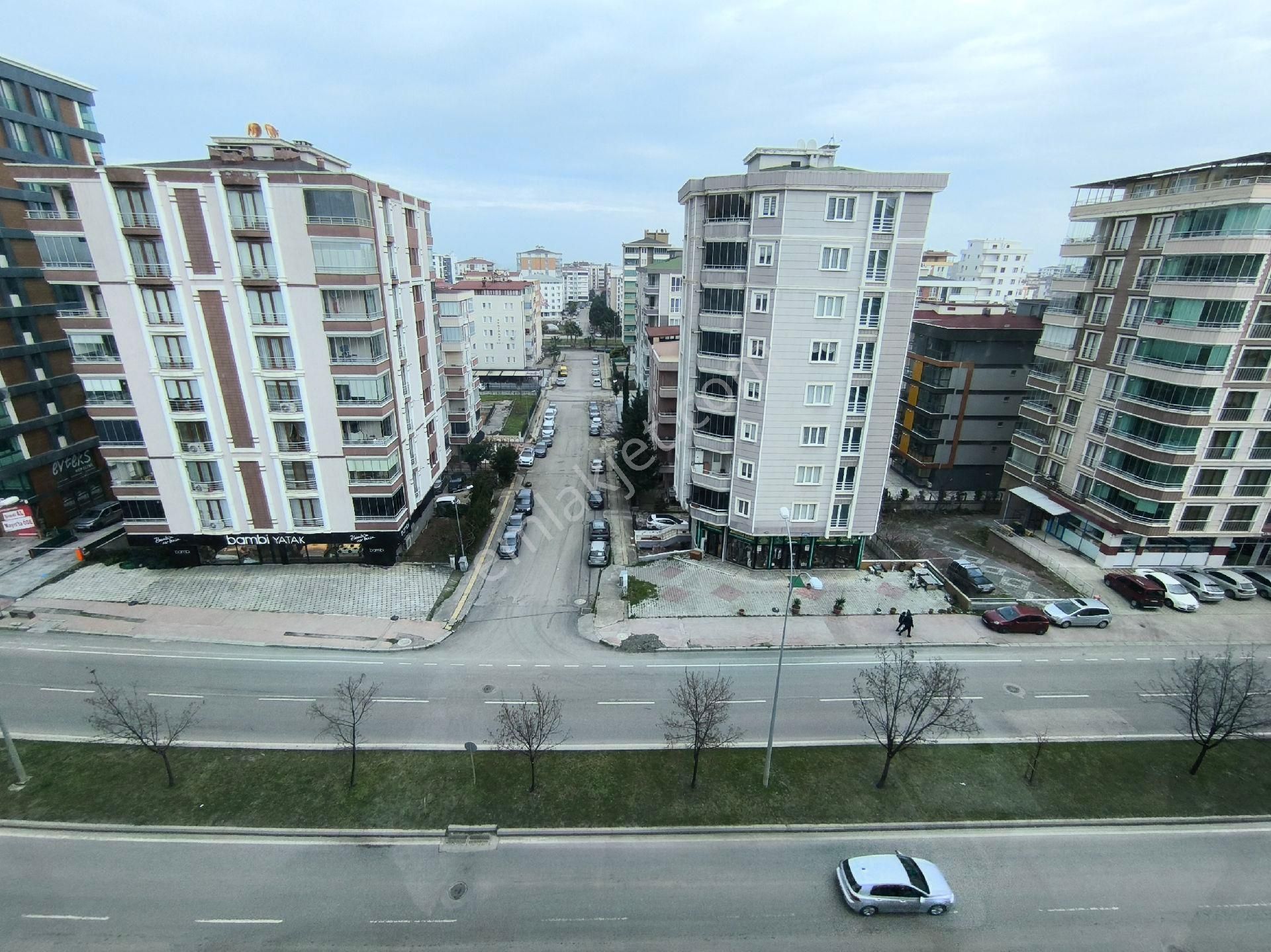 Cağaloğlu Cadde Cepheli Deniz Manzaralı Harika Konumda - Görsel 8