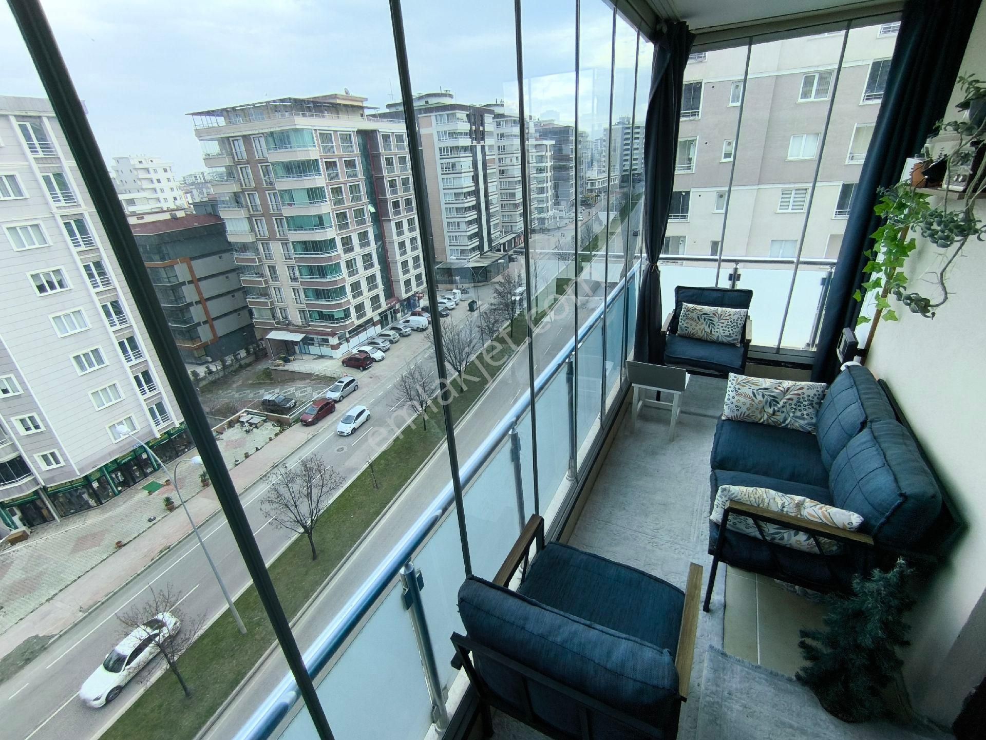 Cağaloğlu Cadde Cepheli Deniz Manzaralı Harika Konumda - Görsel 7