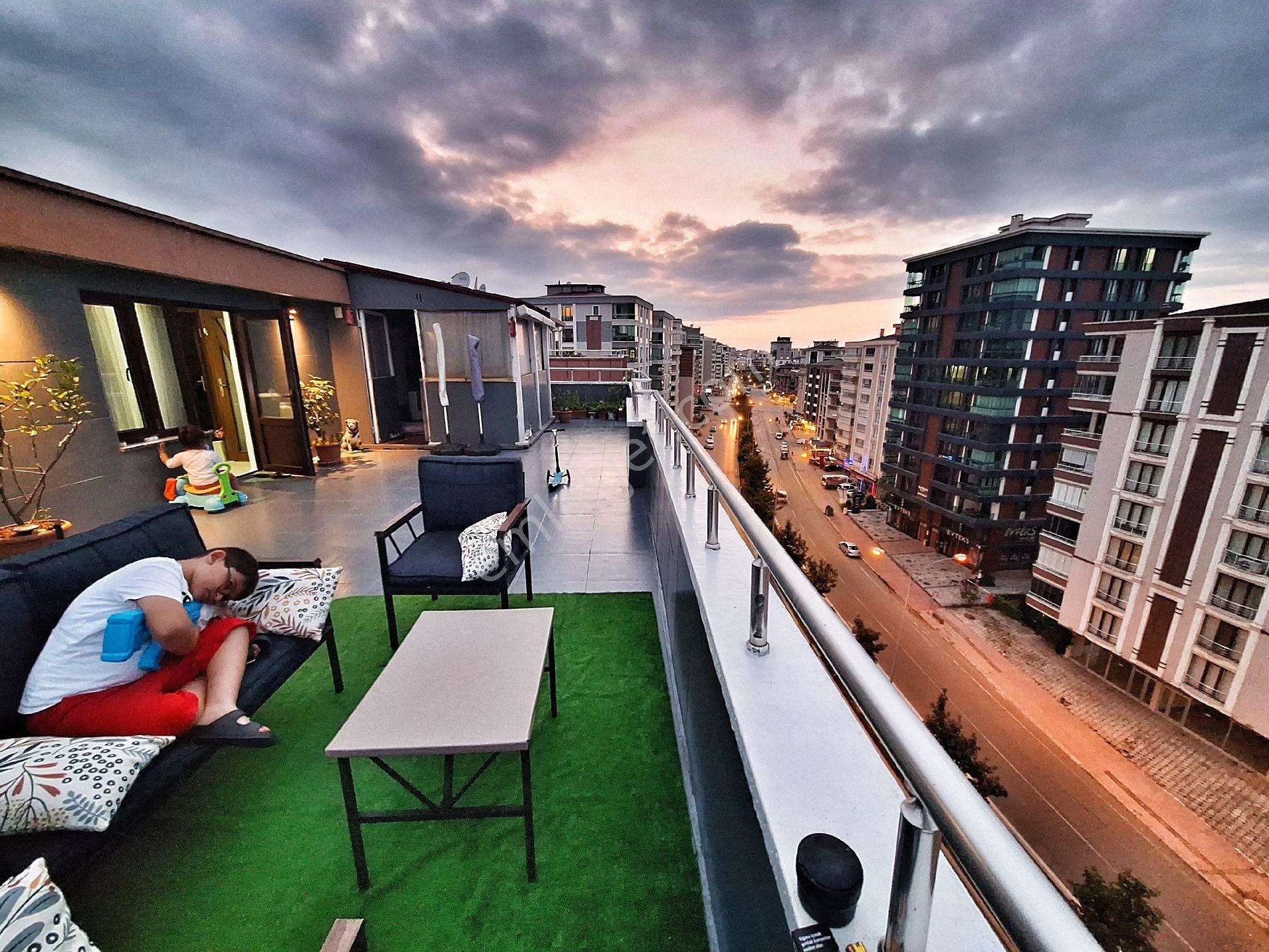 Cağaloğlu Cadde Cepheli Deniz Manzaralı Harika Konumda - Görsel 20