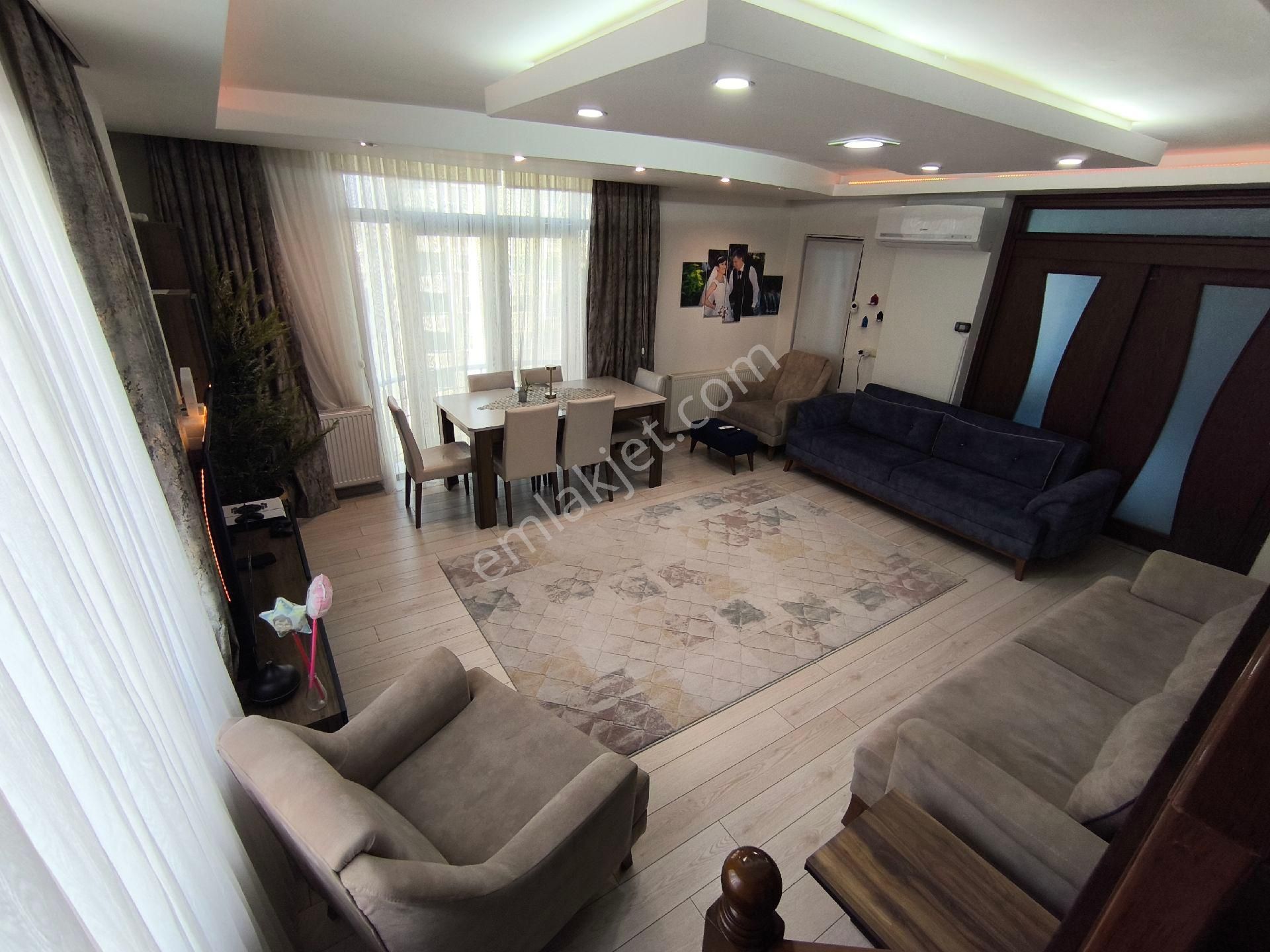 Cağaloğlu Cadde Cepheli Deniz Manzaralı Harika Konumda - Görsel 2