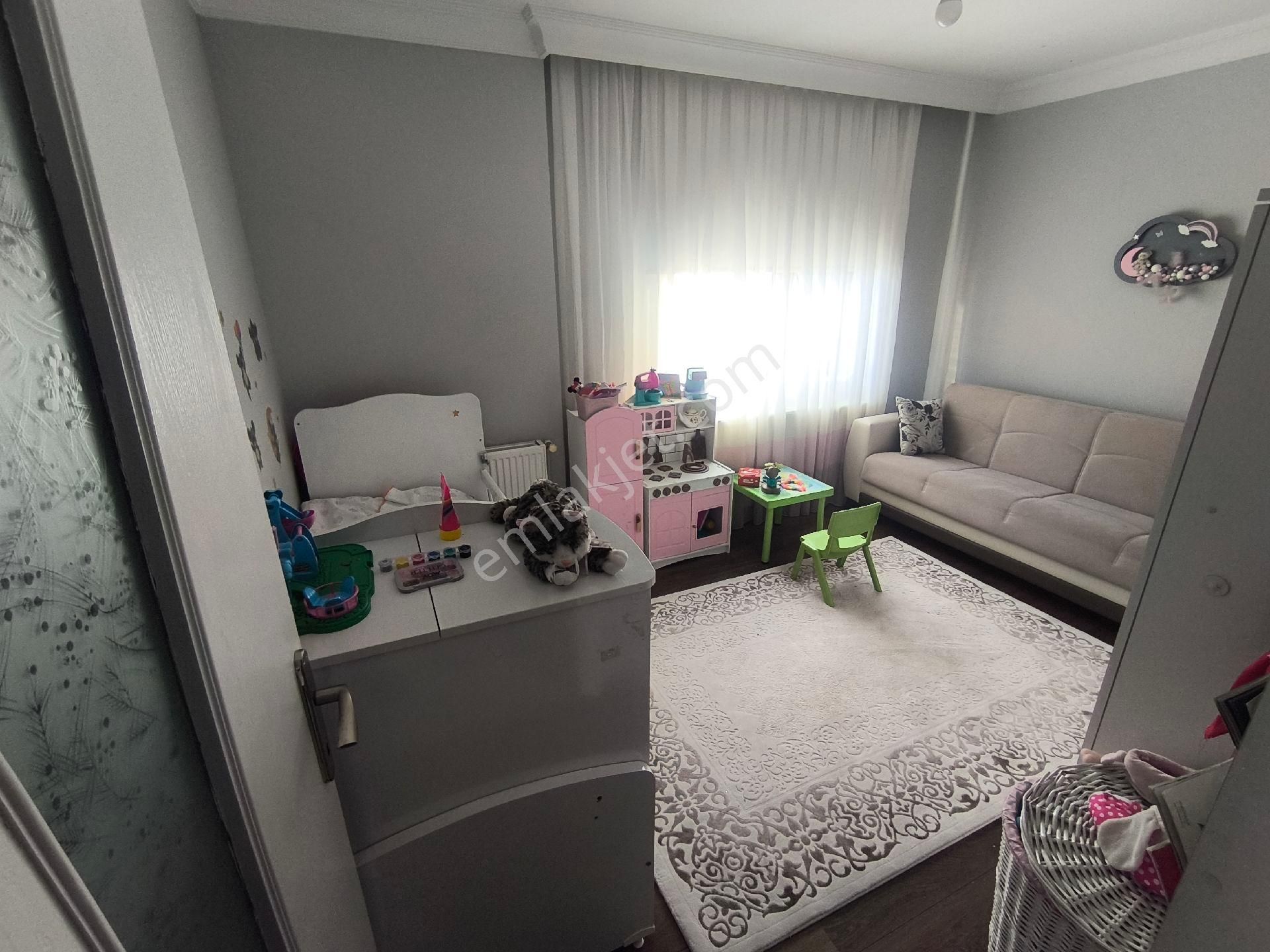 Cağaloğlu Cadde Cepheli Deniz Manzaralı Harika Konumda - Görsel 13