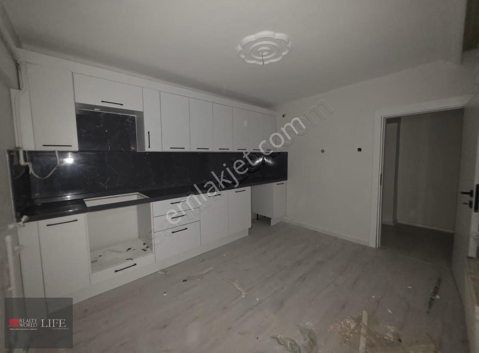 Rw Lıfe // Kurtuluş Mahallesi Adliye Yakını 2+1 Satılık Daire - Görsel 12