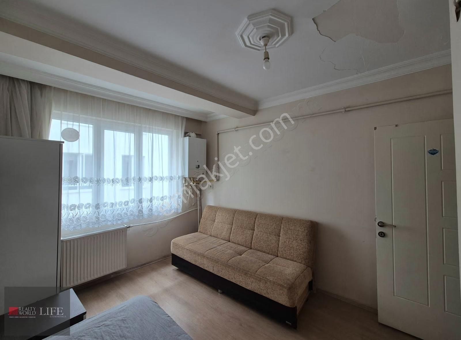 Rw Lıfe // Sütlüce Gülün Sokak Üzerinde Kiralık Eşyalı 1+1 Daire - Görsel 25