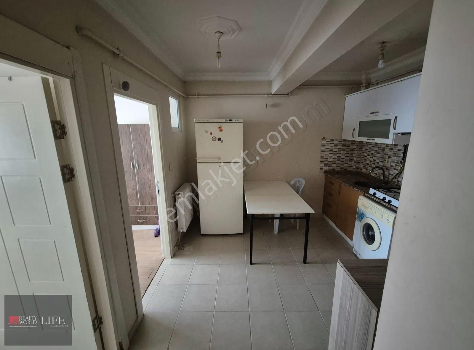 Rw Lıfe // Sütlüce Gülün Sokak Üzerinde Kiralık Eşyalı 1+1 Daire - Görsel 30