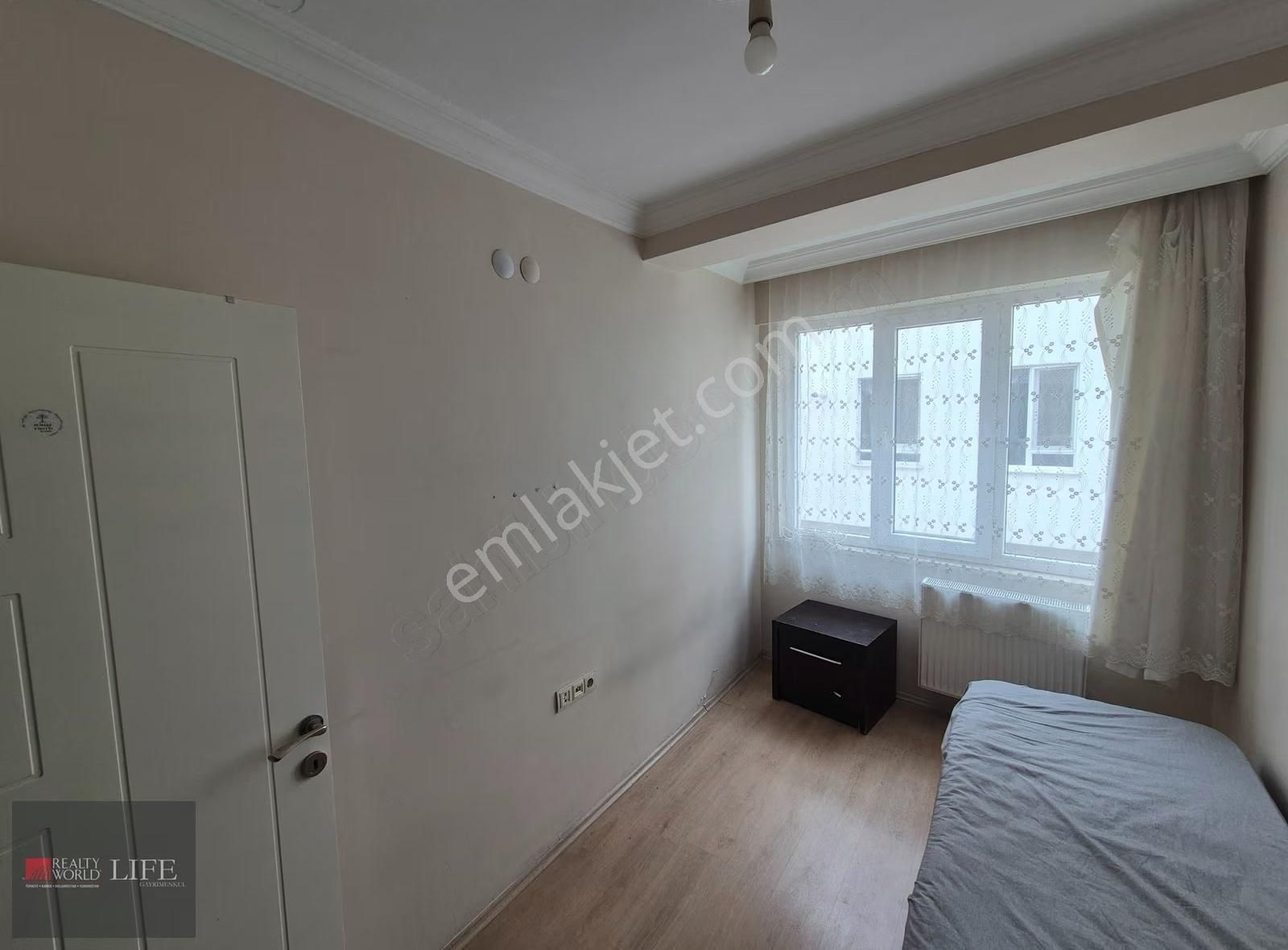 Rw Lıfe // Sütlüce Gülün Sokak Üzerinde Kiralık Eşyalı 1+1 Daire - Görsel 26