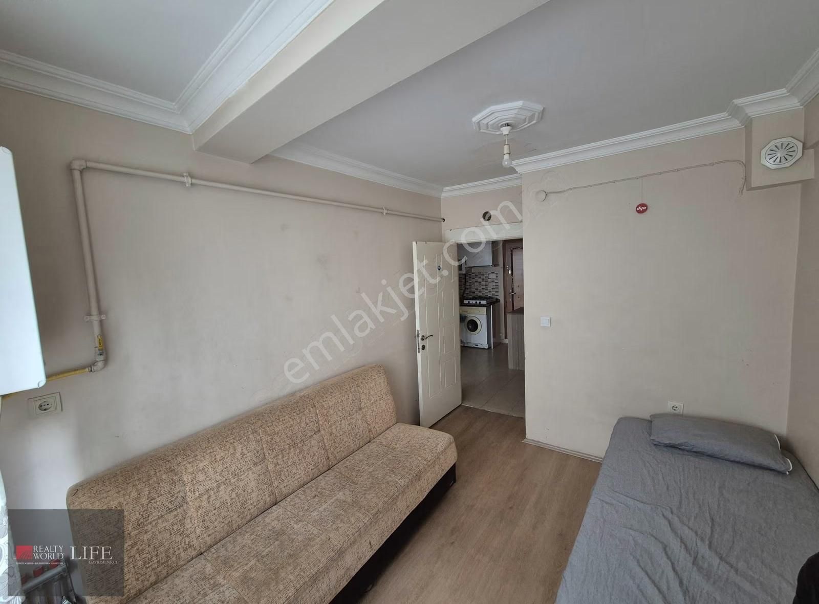 Rw Lıfe // Sütlüce Gülün Sokak Üzerinde Kiralık Eşyalı 1+1 Daire - Görsel 11