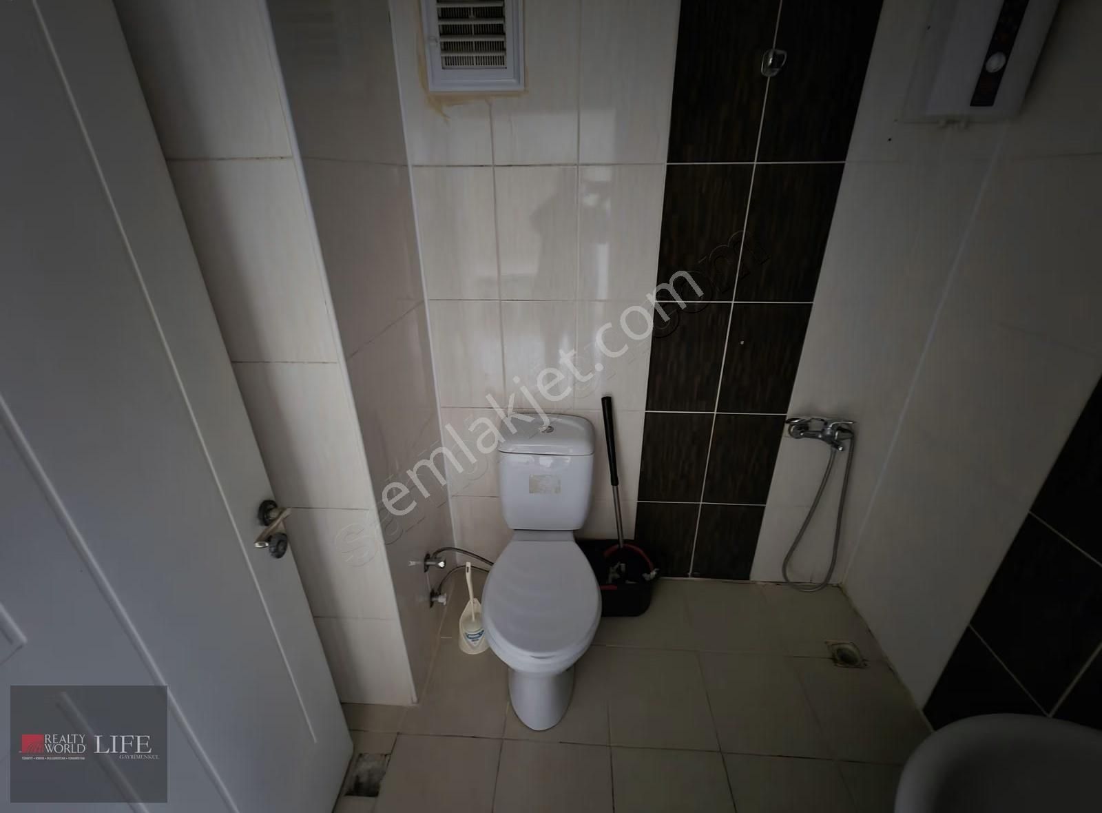 Rw Lıfe // Sütlüce Gülün Sokak Üzerinde Kiralık Eşyalı 1+1 Daire - Görsel 20