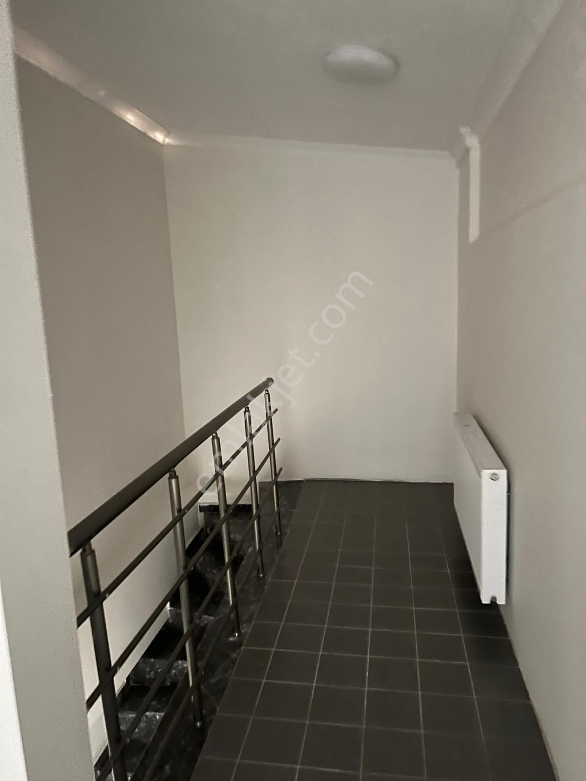 Çiğli Merkezde Sahibinden Dubleks Kiralık Daire - Görsel 24