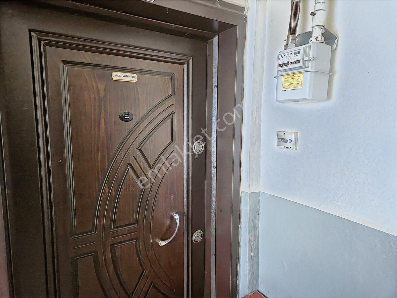 Realty World Adapazarı Akıncılar 120m2 3 Balkonlu Depolu Boş 3+1 - Görsel 9