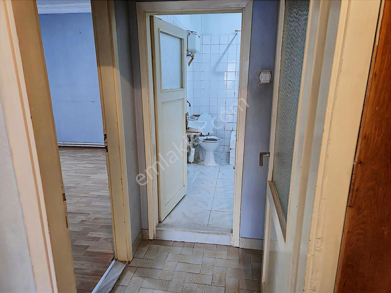 Realty World Adapazarı Akıncılar 120m2 3 Balkonlu Depolu Boş 3+1 - Görsel 32