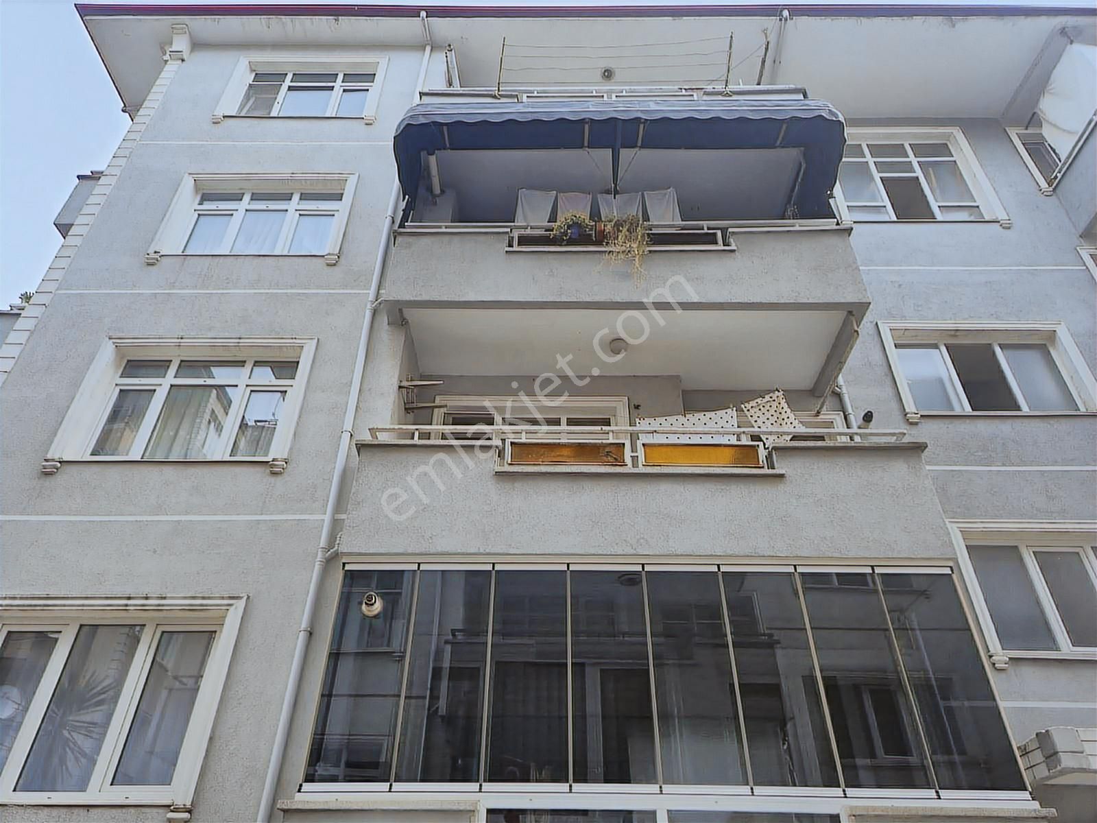 Realty World Adapazarı Akıncılar 120m2 3 Balkonlu Depolu Boş 3+1 - Görsel 6