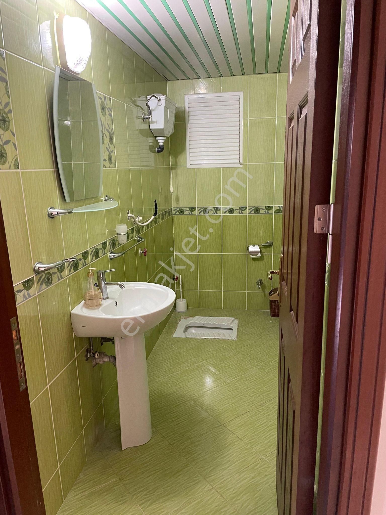 4+1 Yurt 280m2 Dgaz 12-2katı 11-15yaş *a.k.otopark* Kap.mutfak *kdb Cephe Hasarsız 90m2 Teras 2banyo - Görsel 5