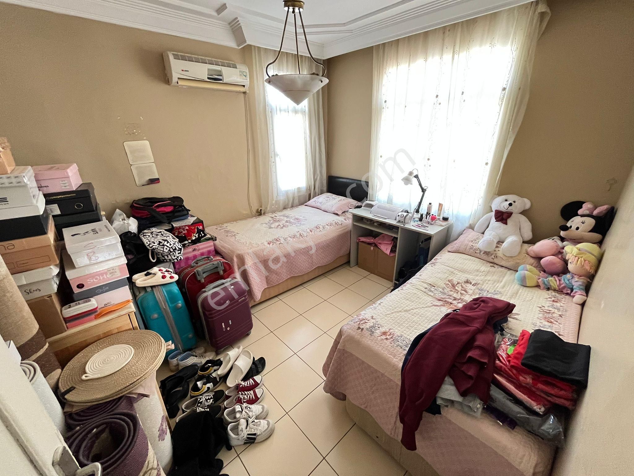 5+1 Güzelyalı Hasarsız 10-10 Katı 3banyo 235m2 Dgaz Kapalı Mutfak Sabahtan Akşama Güneş İçinde - Görsel 7