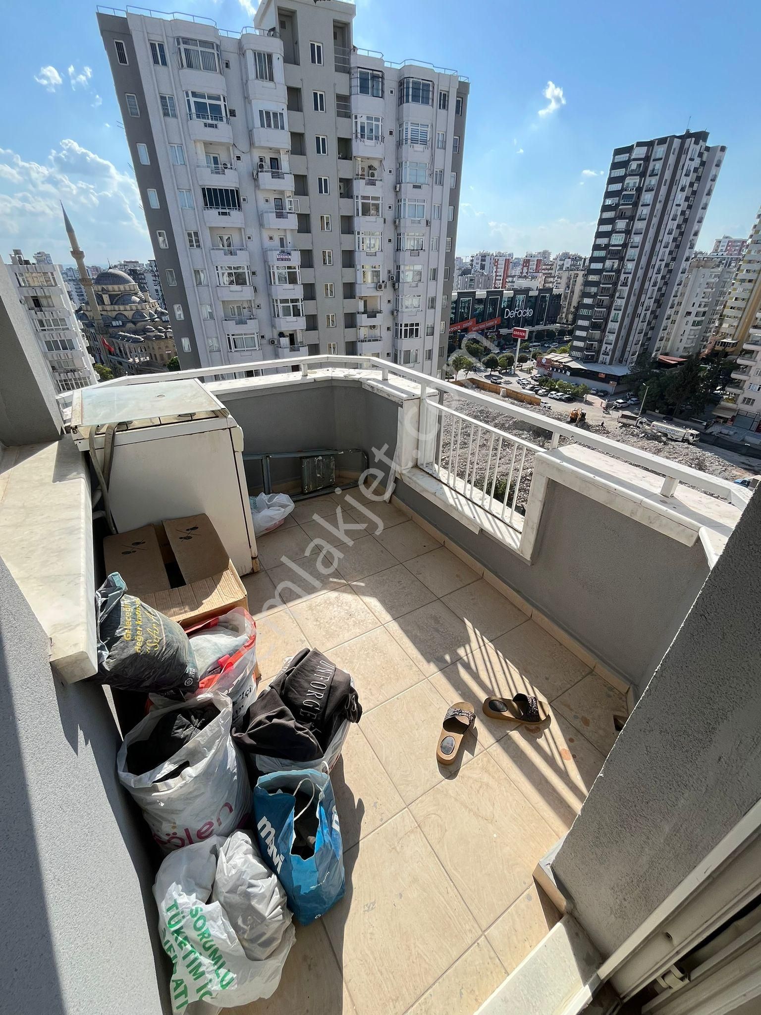 5+1 Güzelyalı Hasarsız 10-10 Katı 3banyo 235m2 Dgaz Kapalı Mutfak Sabahtan Akşama Güneş İçinde - Görsel 6