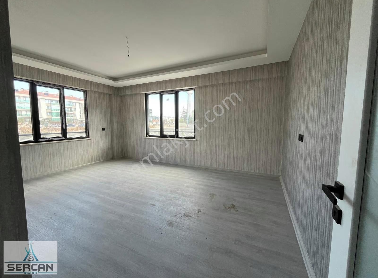 Akabe Mah. Fetih Caddesi Yanı 3+1 Sıfır Daire - Görsel 4