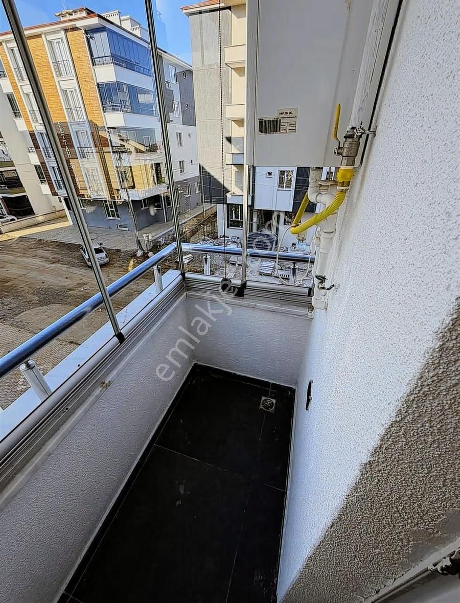 Tramvaya 2 Sokak Kiralamaya Hazır Full Konsept Eşyalı 1+1 - Görsel 10