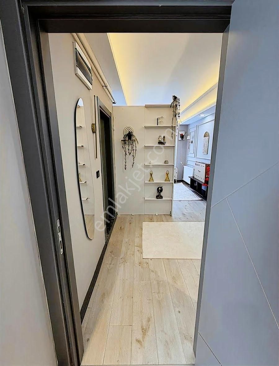 Tramvaya 2 Sokak Kiralamaya Hazır Full Konsept Eşyalı 1+1 - Görsel 24