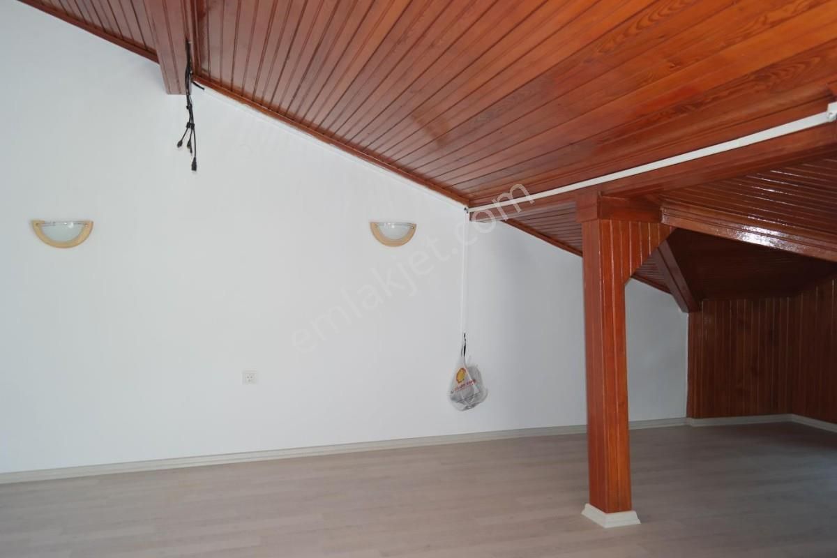 Küçükçekmece Halkalı Ölçükent Sitesi 4+1 Satılık Tripleks Villa - Görsel 23