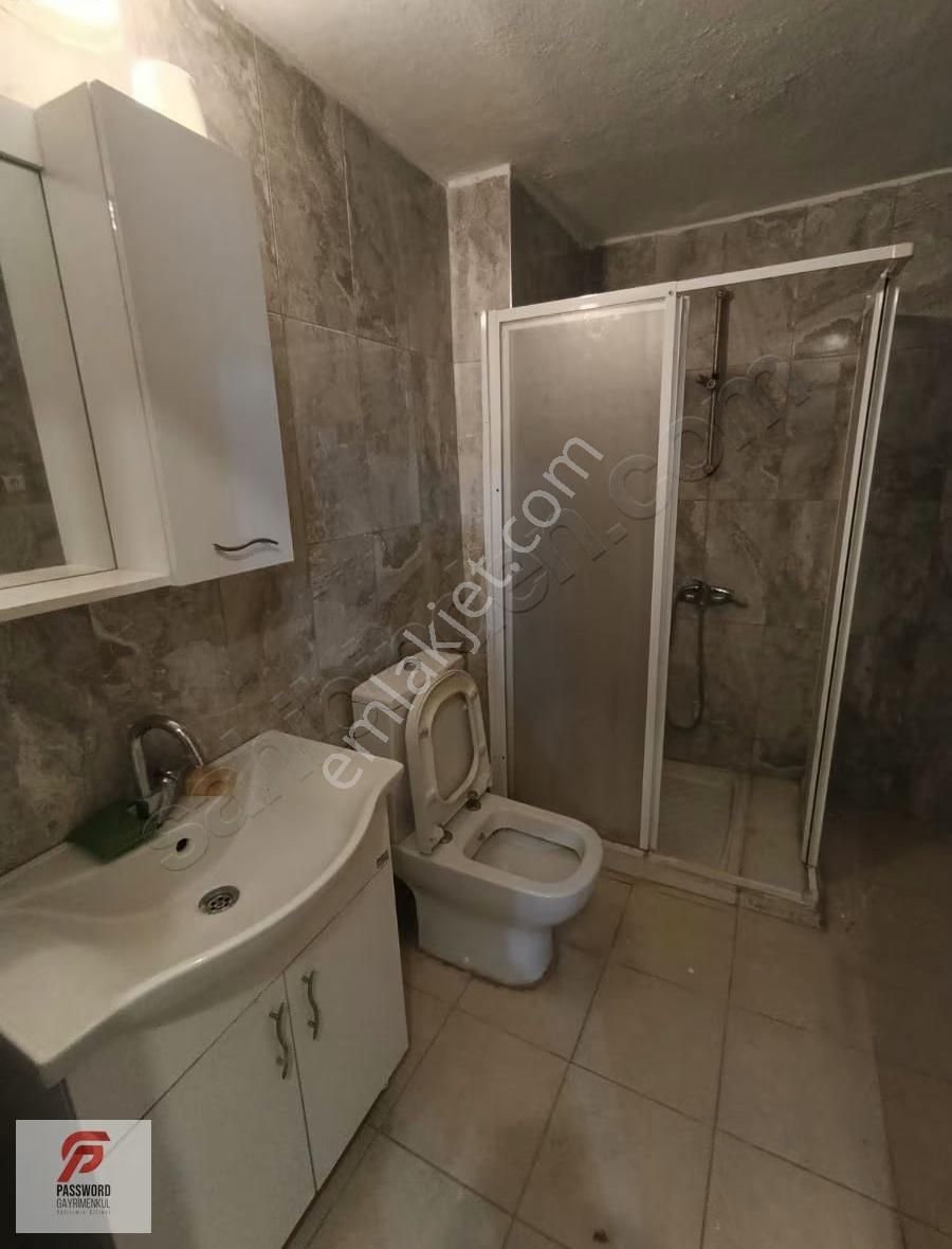 Mansuroğlu Mahallesinde Bizim Konak Sitesinde Kiralık Daire - Görsel 12