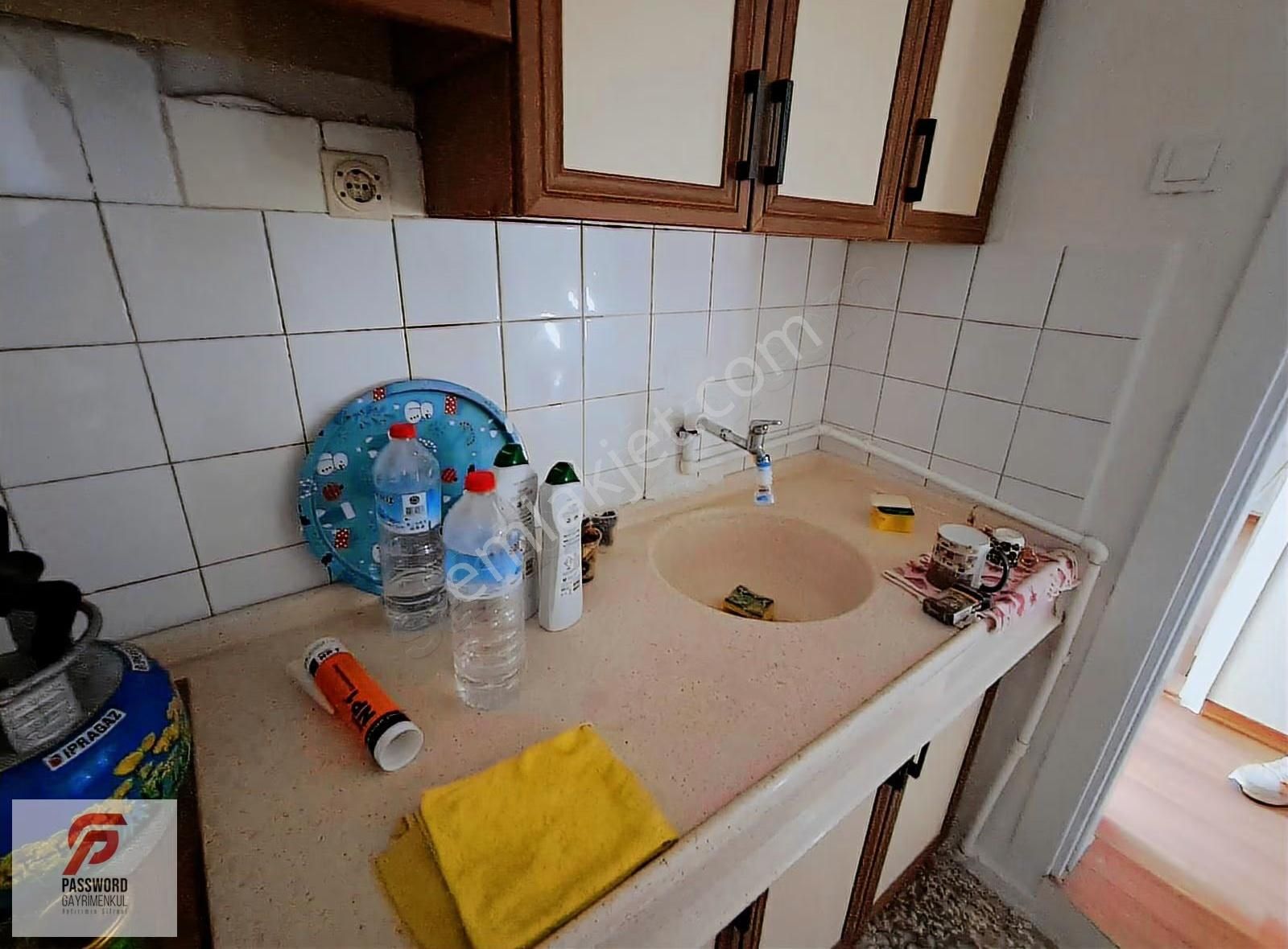 Bayraklı Tepekule'de 1+1 Kiralık Daire - Görsel 13