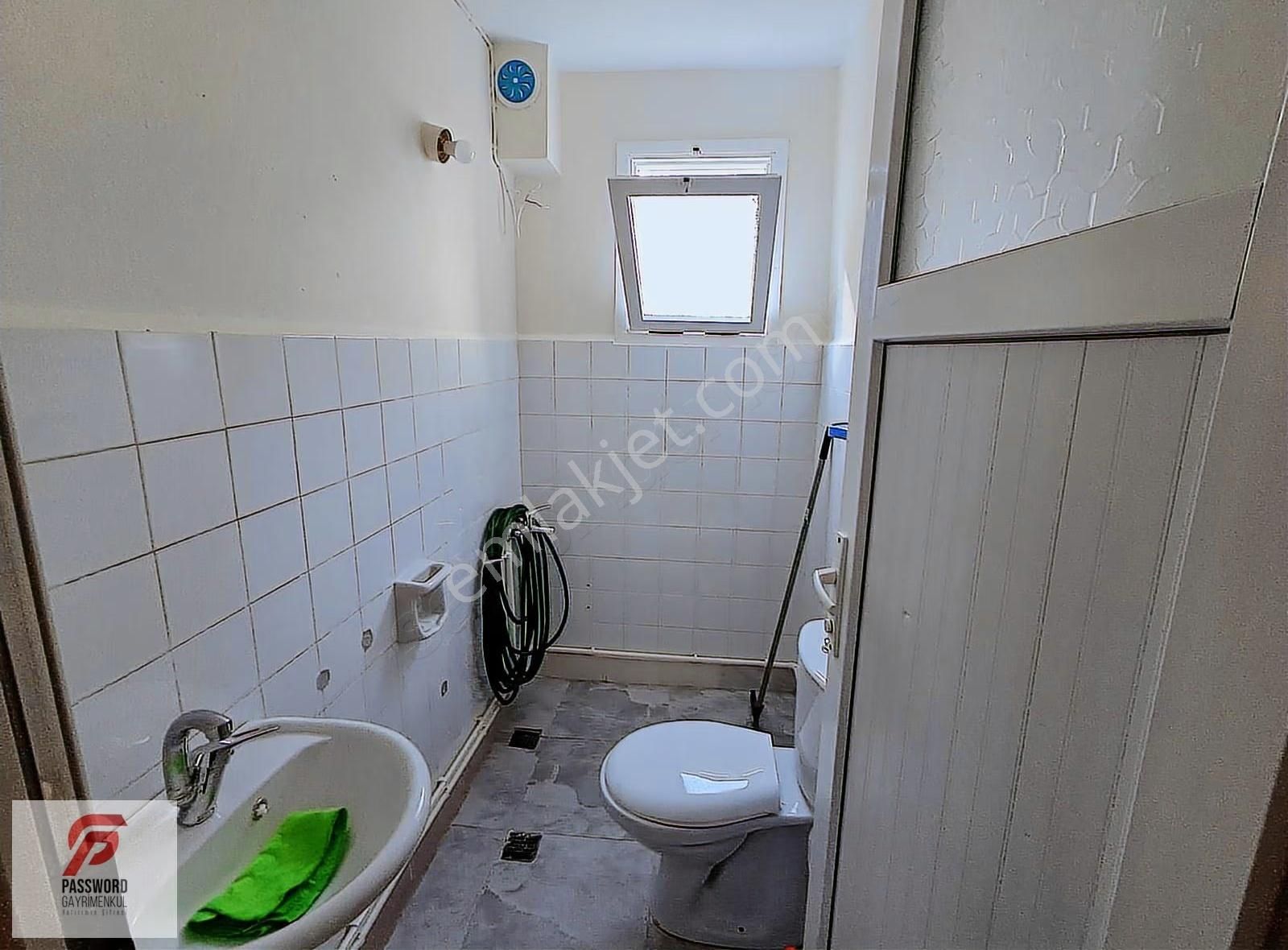 Bayraklı Tepekule'de 1+1 Kiralık Daire - Görsel 5