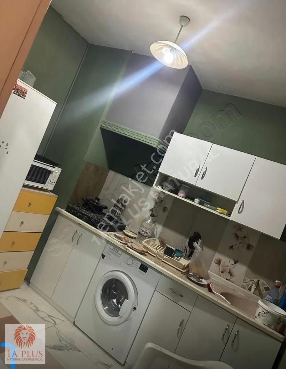 Denize Çok Yakın Tadilatlı 3+1 120m2 Satılık Daire - Görsel 7