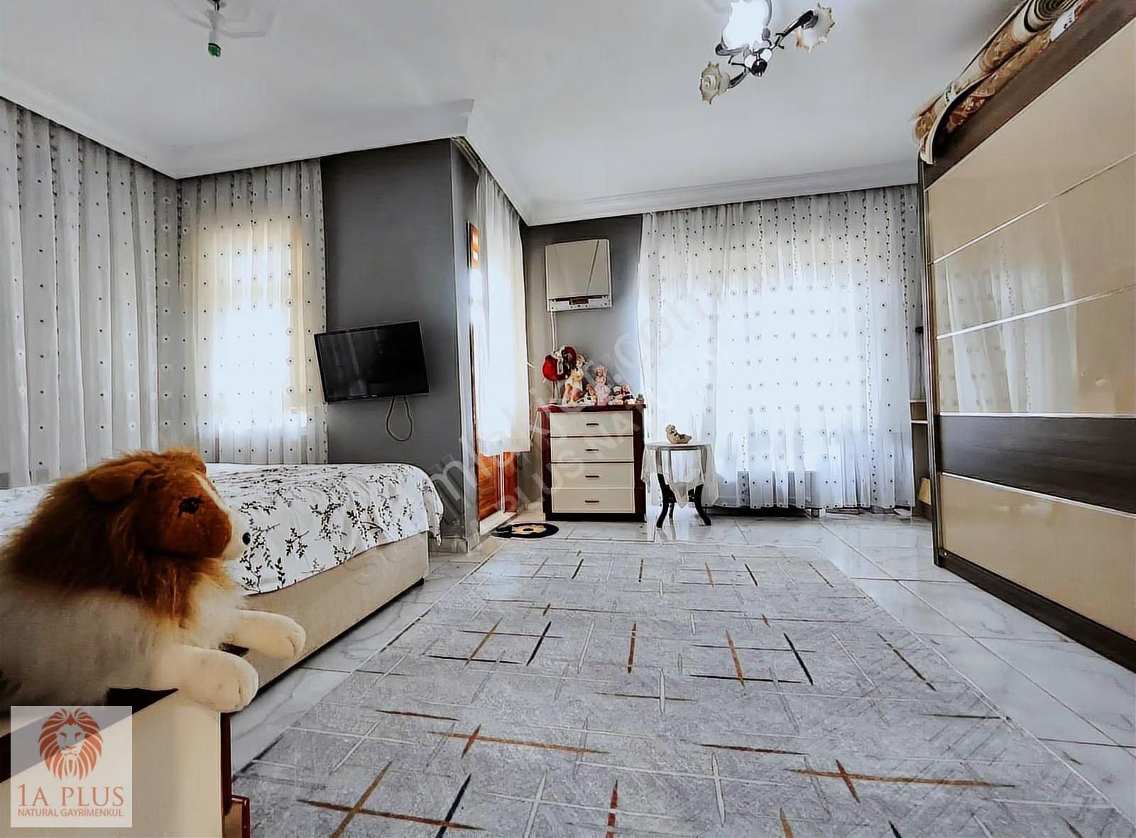 Antalya'da Şehrin İçinde 4+1 280 M2 Müstakil Tadında Triplex - Görsel 27