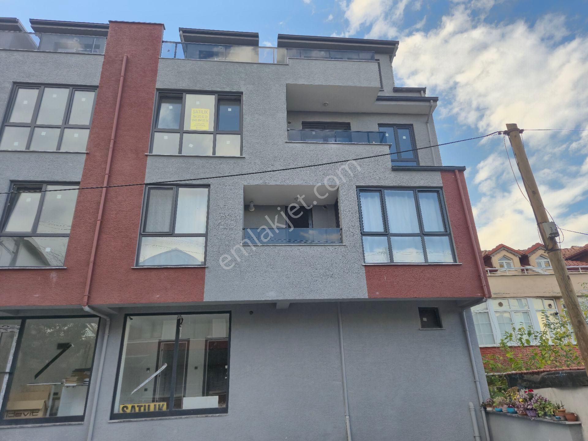 Realty World'dan Kartepe Derbent'te 140m2 Manzaralı Sıfır Boş Dubleks 4+1 - Görsel 3