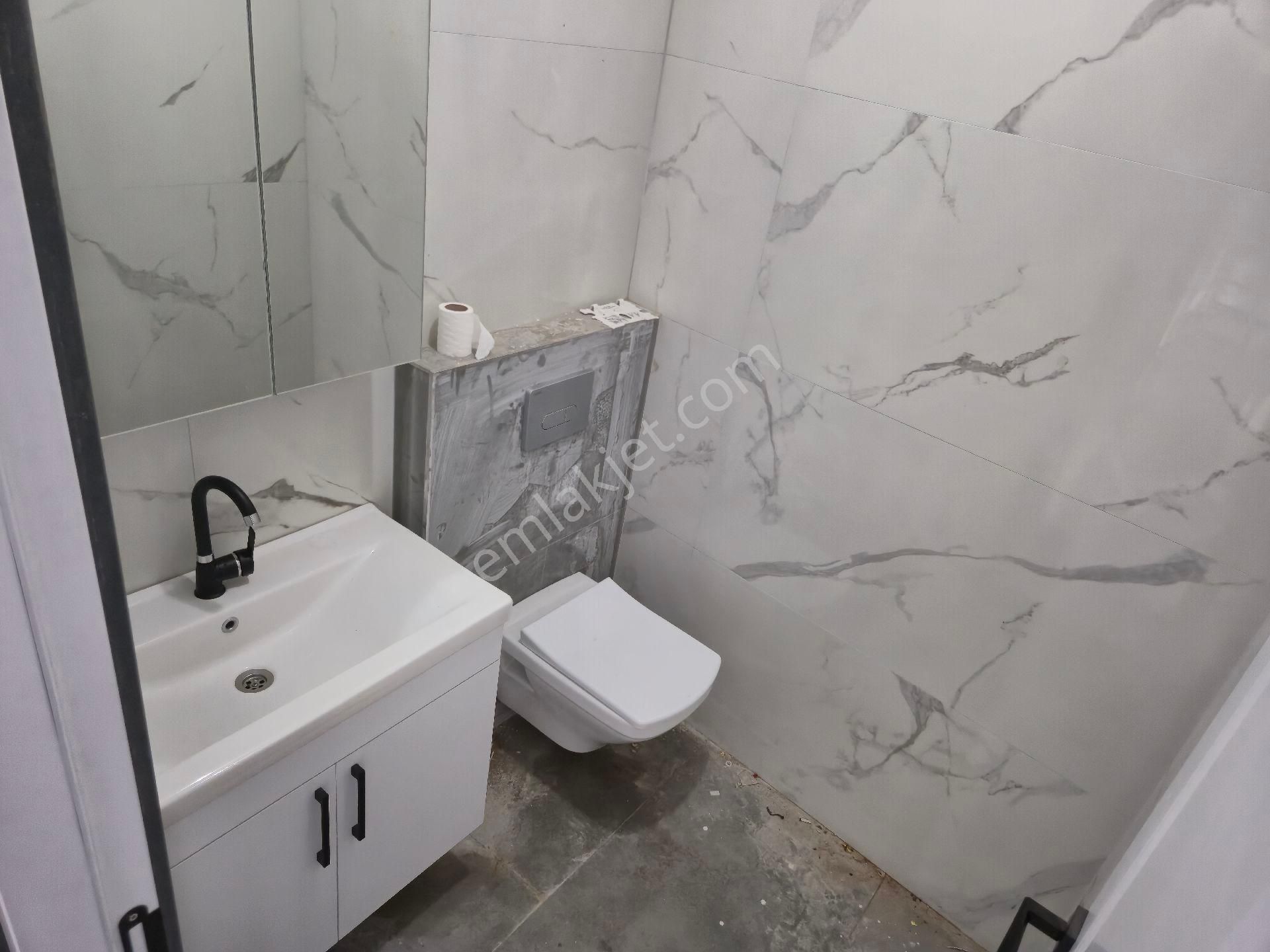 Realty World'dan Kartepe Derbent'te 140m2 Manzaralı Sıfır Boş Dubleks 4+1 - Görsel 14