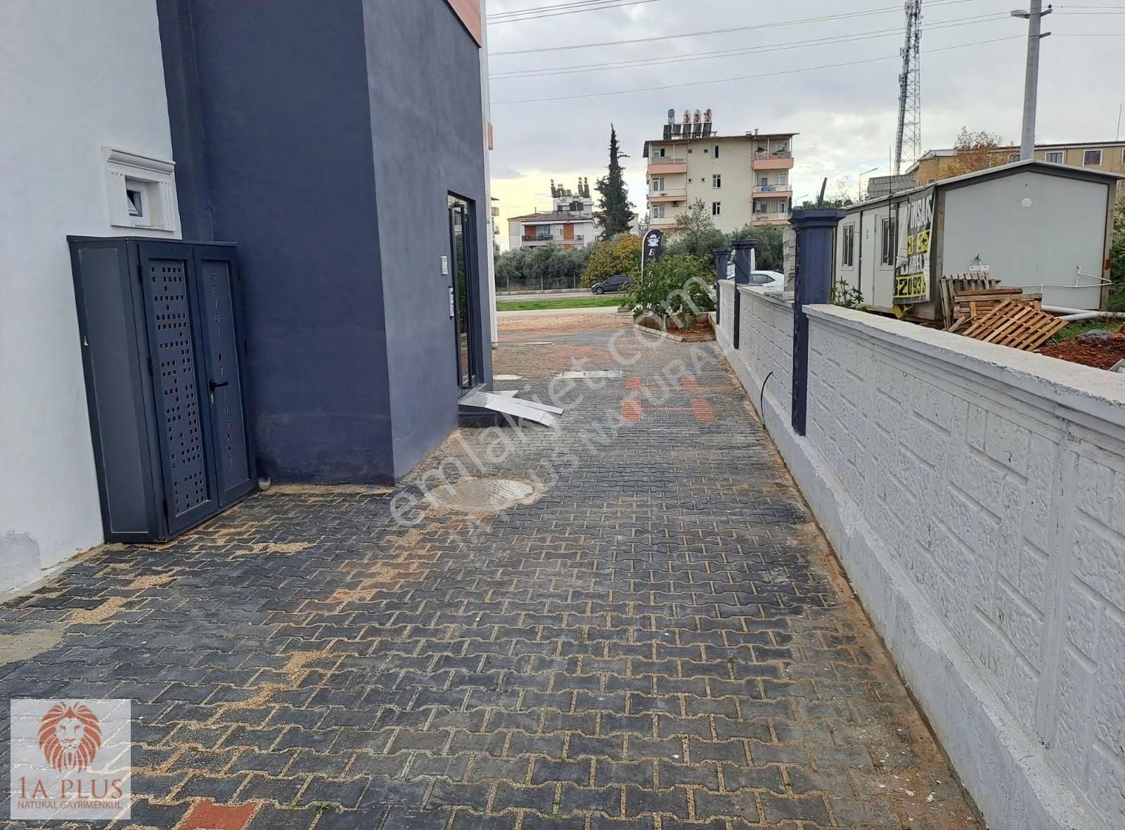 Tramvaya Çok Yakın Asansörlü Balkonlu 2+1 100m2 Satılık Daire - Görsel 15