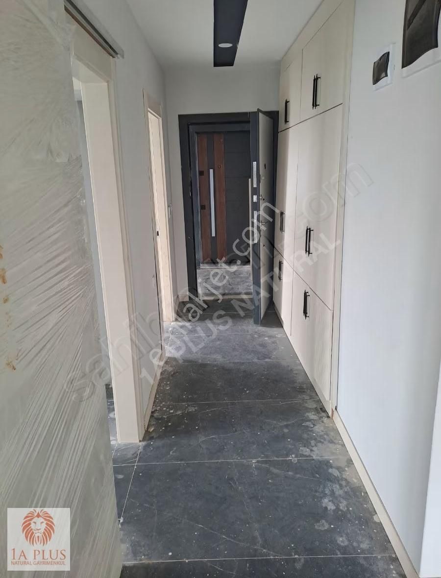 Tramvaya Çok Yakın Asansörlü Balkonlu 2+1 100m2 Satılık Daire - Görsel 12