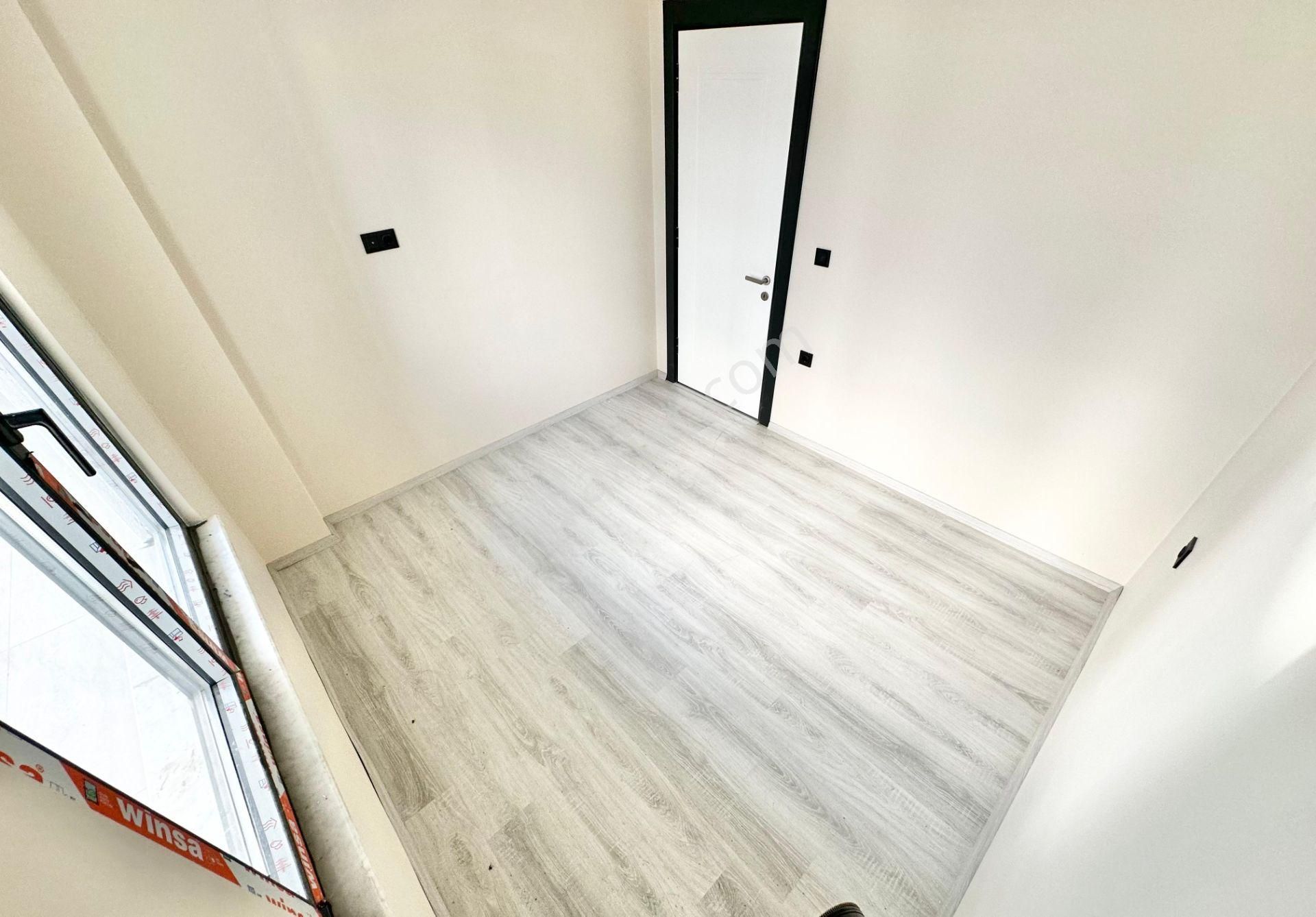 ꧁ay Emlak'tan꧂akçay'da Ön Cephe Doğalgazlı Asansörlü Muhteşem Konumlu Satılık 1+1 Lüx Daire - Görsel 16