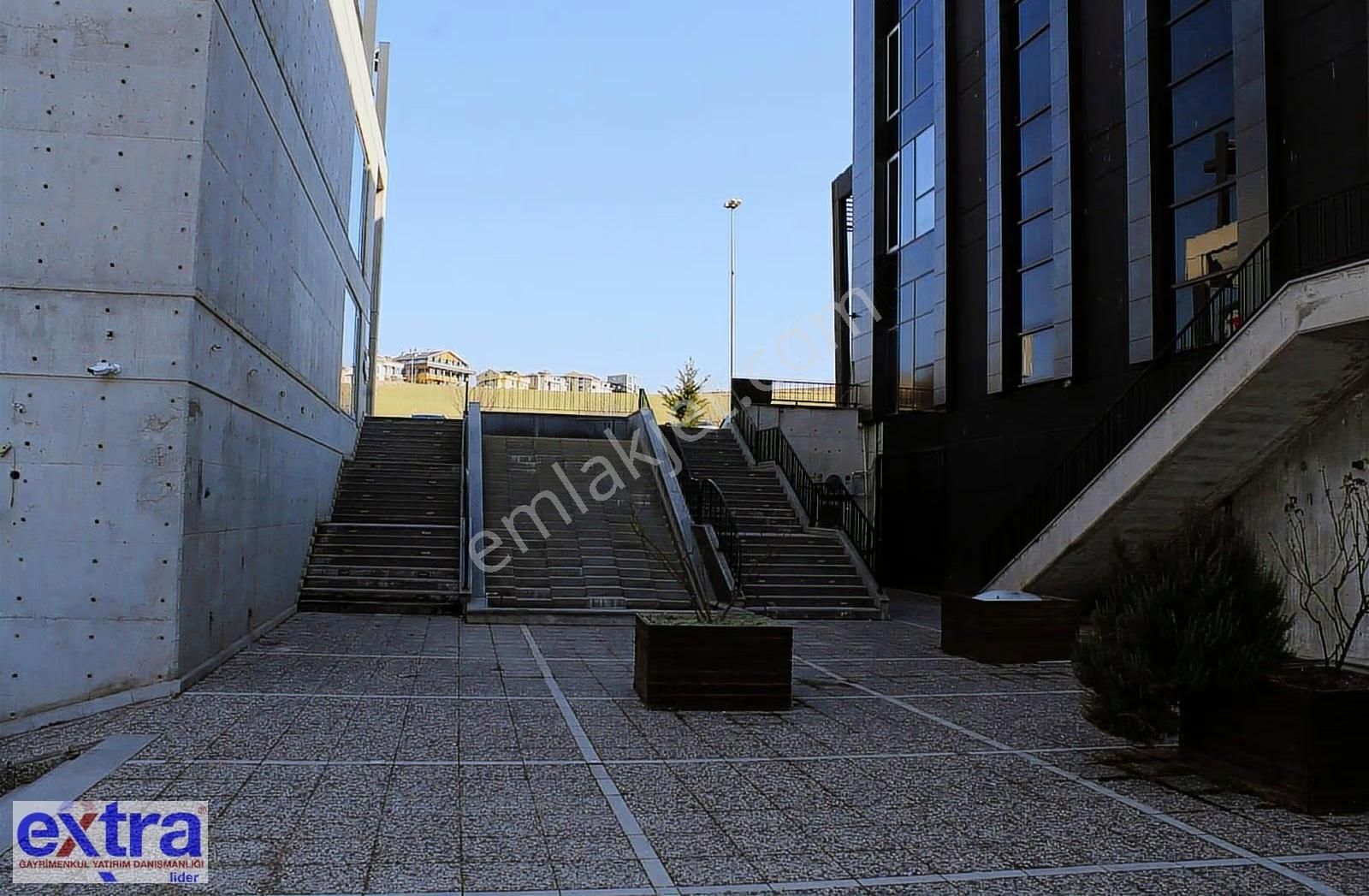 Alacaatlı Caddesi Anchor'da Yapılı Ofis - Görsel 14