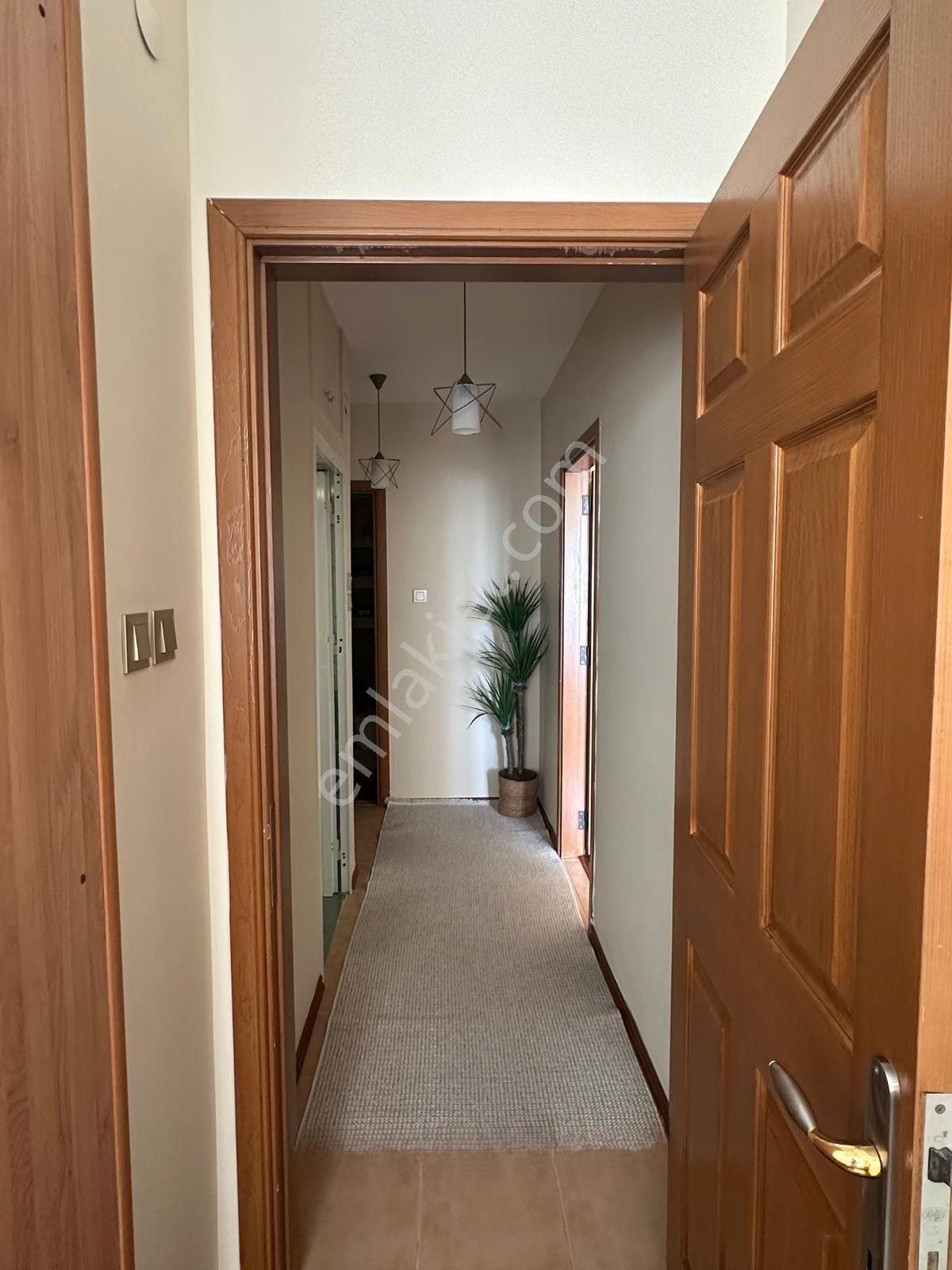 3+1beyazevler Göl Manzaralı Geniş Ferrah Masrafsız 10-9katı İskanlı 170m2 Kat Mülkiyetli Hasarsız - Görsel 10