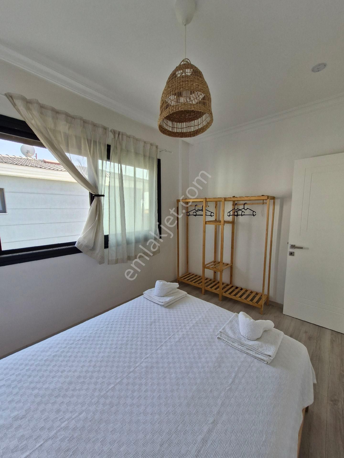 Çeşme'de Tam Müstakil Büyük Havuzlu Ultralüx Satılık - Görsel 26