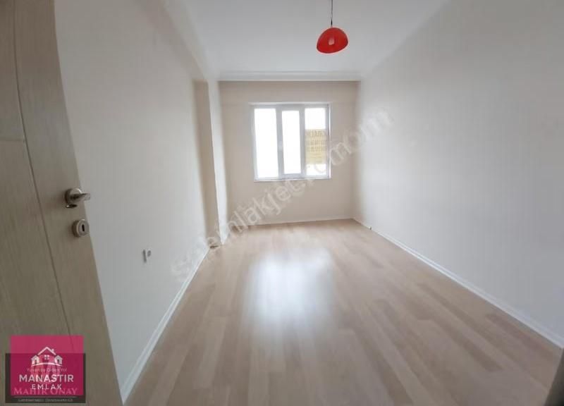 Manastır Emlak'tan (y E N İ )kiralık 3+1 Daire 31.000 - Görsel 21