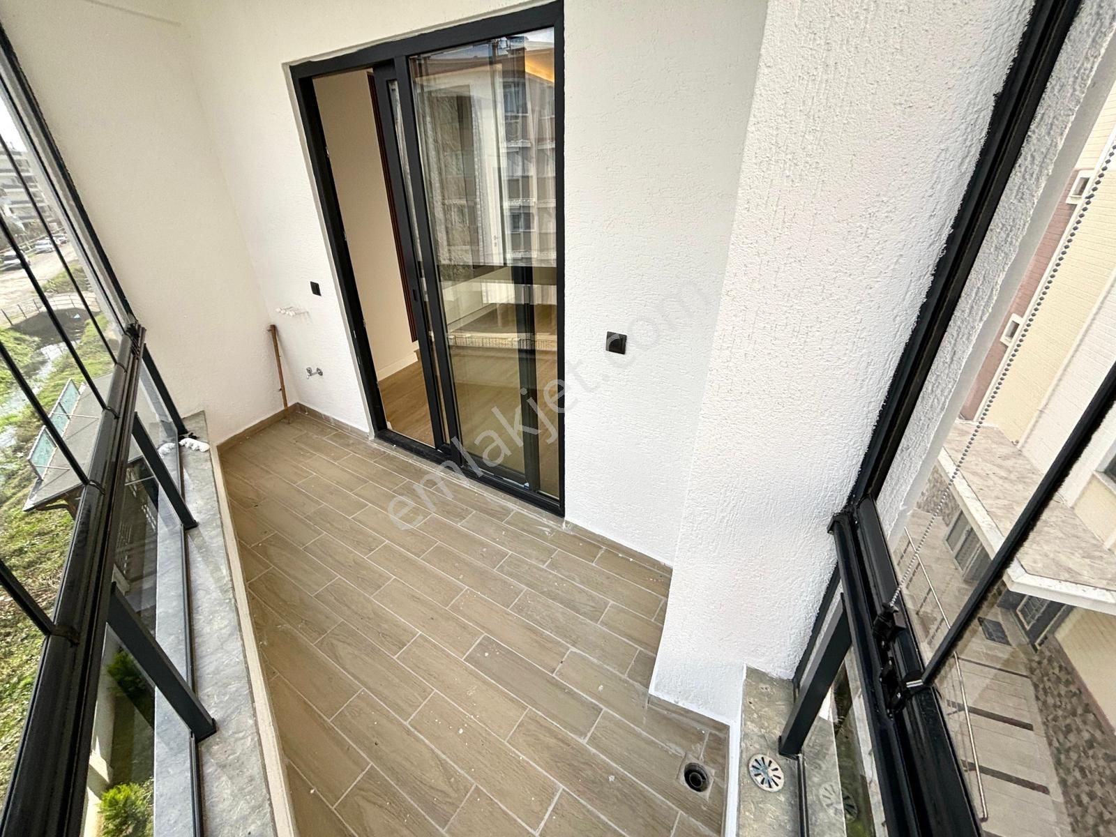 🏡 Referans'tan Altınkum'da Ön Cephe Yeni Bina Ara Kat 2+1 Daire - Görsel 14