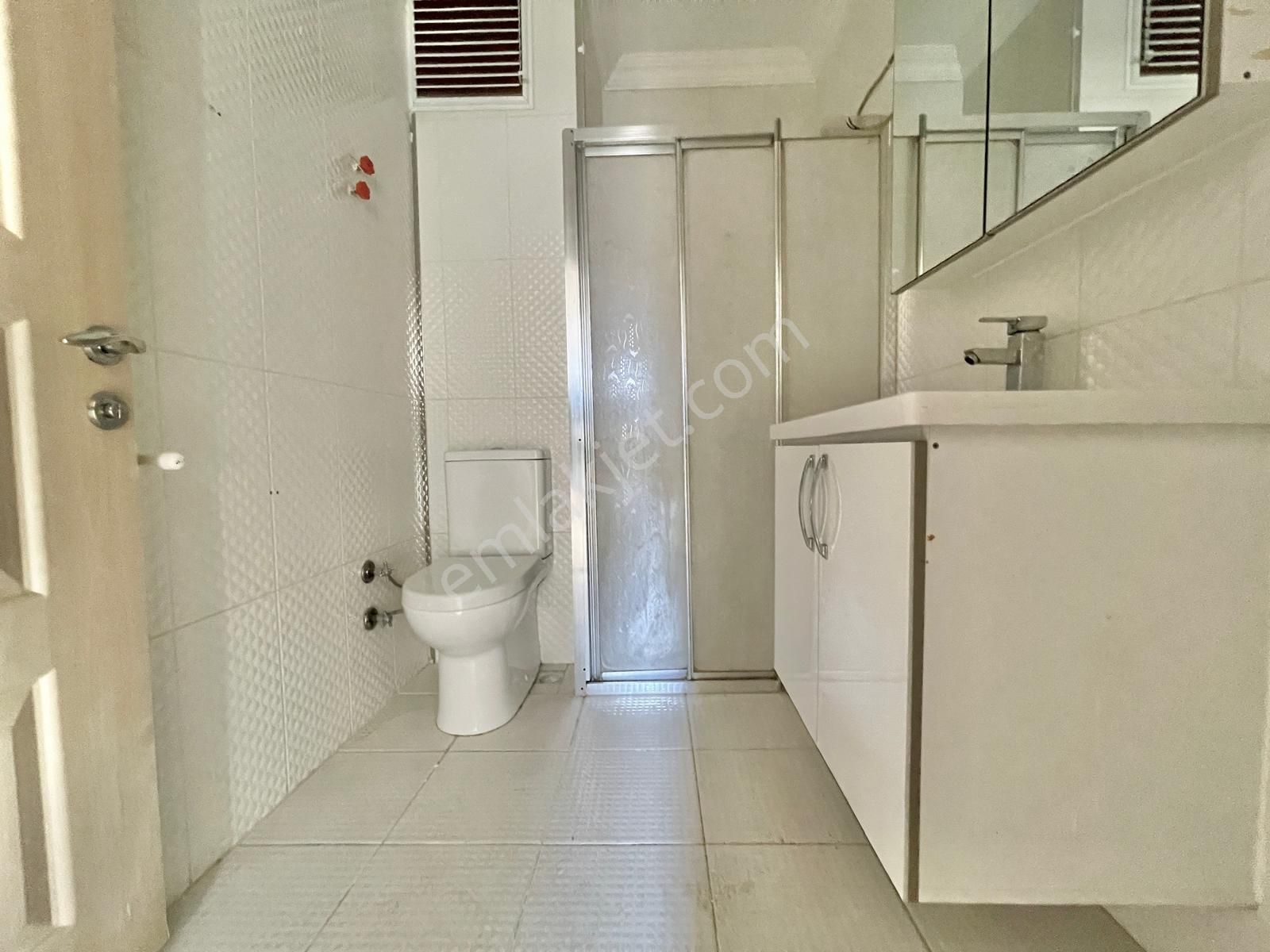 Berkay Demirel'den Akçayda Ayrı Mutfak Cam Balkonlu 2+1 Daire - Görsel 21