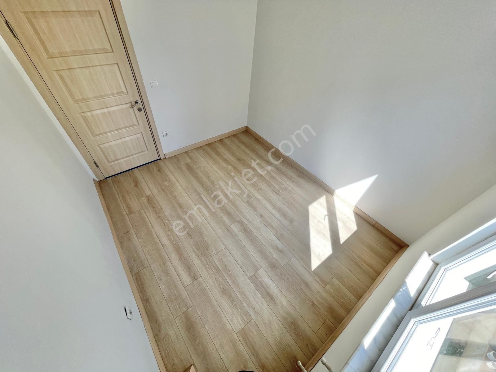 Berkay Demirel'den Akçayda Ayrı Mutfak Cam Balkonlu 2+1 Daire - Görsel 33