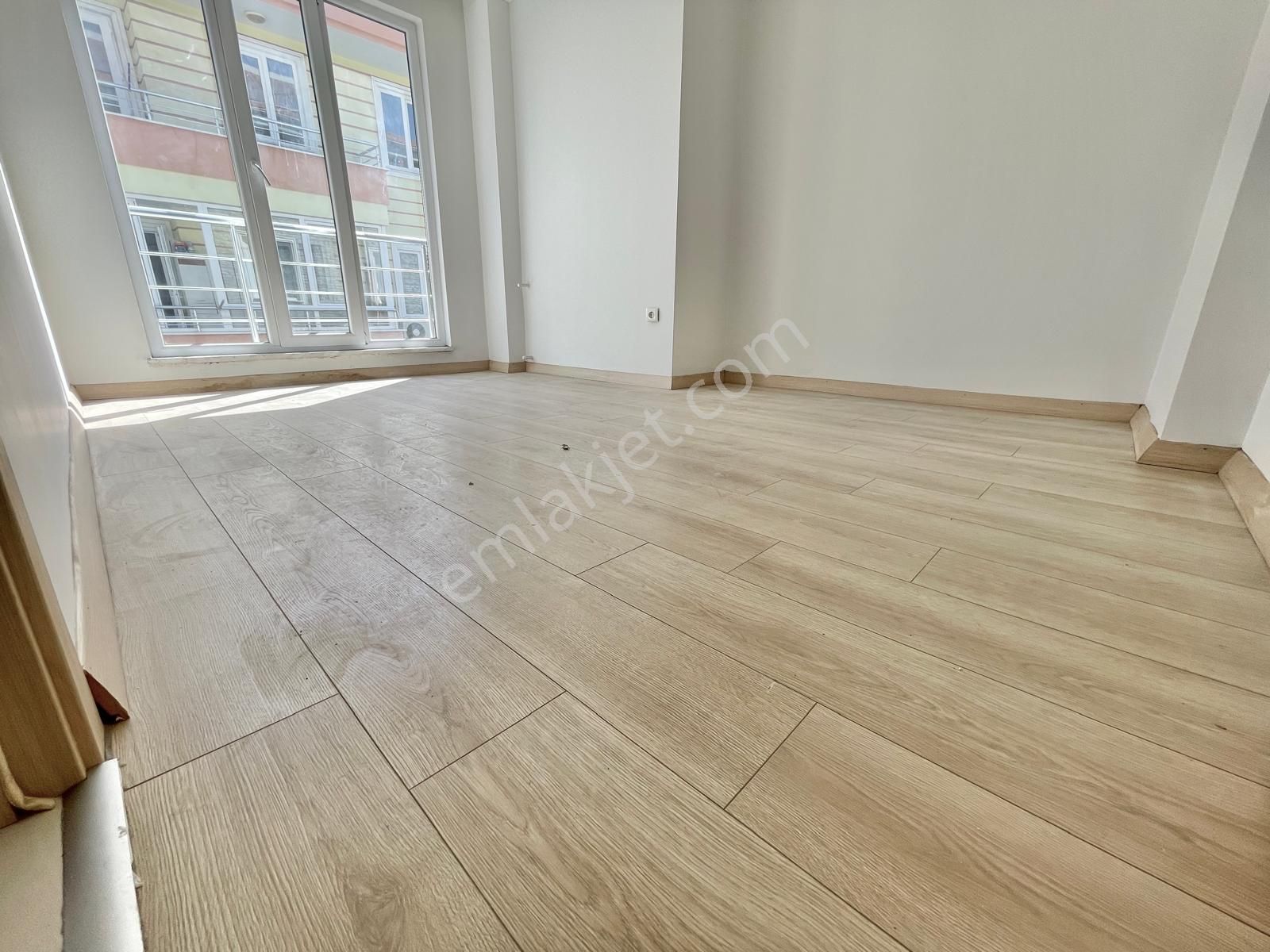 Berkay Demirel'den Akçayda Ayrı Mutfak Cam Balkonlu 2+1 Daire - Görsel 25