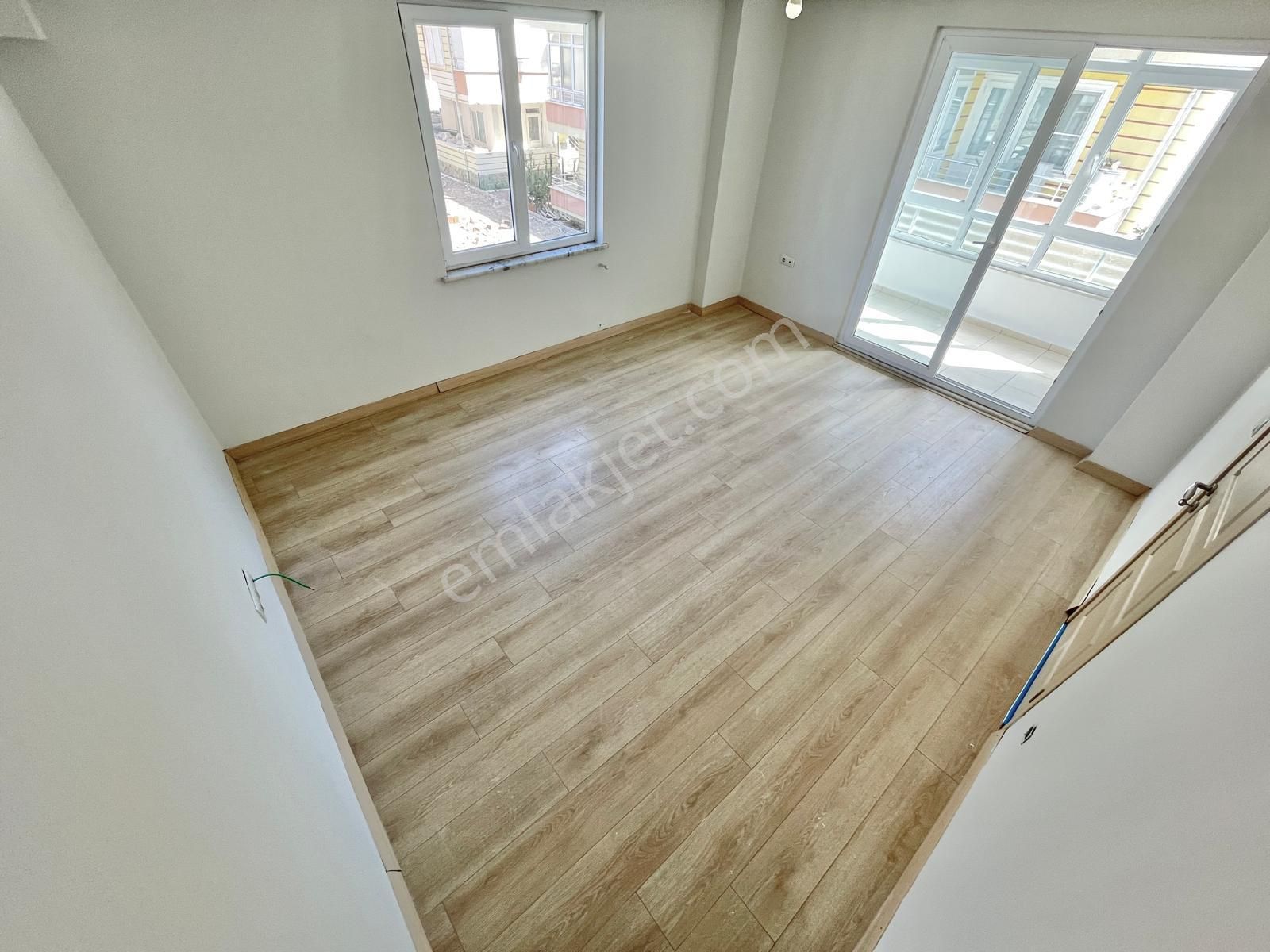 Berkay Demirel'den Akçayda Ayrı Mutfak Cam Balkonlu 2+1 Daire - Görsel 9