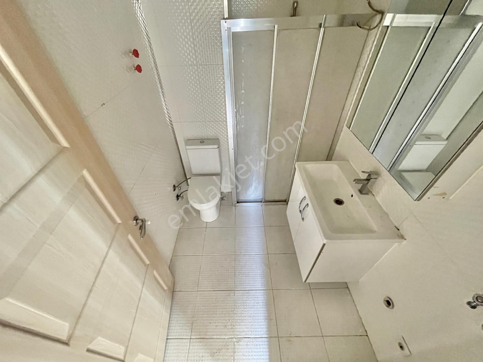 Berkay Demirel'den Akçayda Ayrı Mutfak Cam Balkonlu 2+1 Daire - Görsel 24